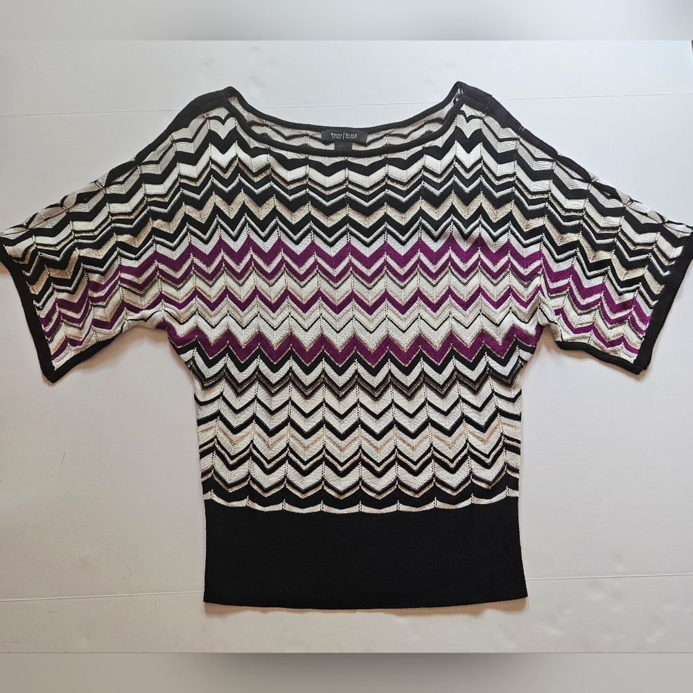 White House Black Market, pull on, sweater w/chevron pattern.  Size XS